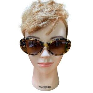 Vtg BENETTON Faux Tortiose frame Retro Sunglasses euc